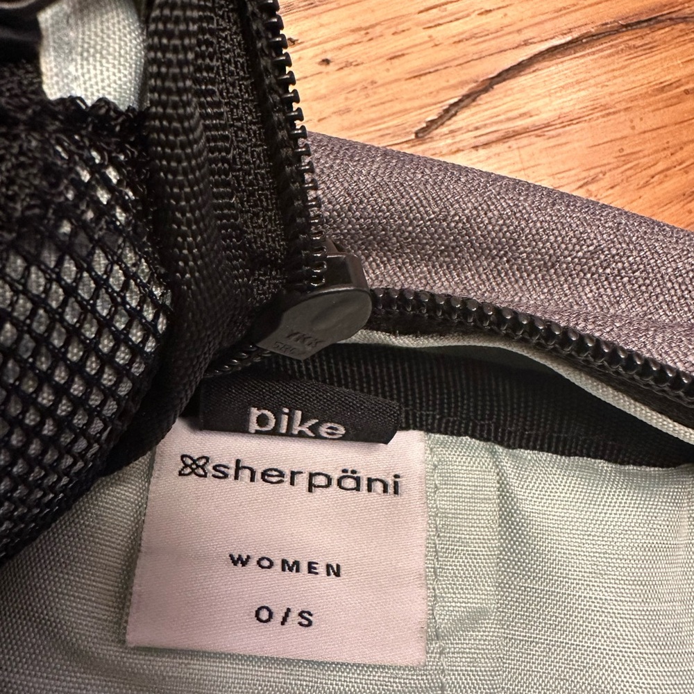 Sherpani Gray and Black Sling Bag - Picture 10 of 11